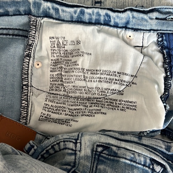 BDG HR Twig Ankle Jean with Acid wash - Picture 4 of 5